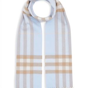 Burberry classic cashmere scarf baby blue